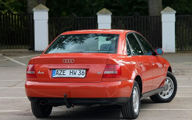 Audi A4 cena 12900 przebieg: 125000, rok produkcji 2000 z Biecz małe 596